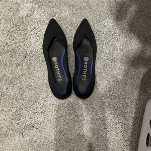 Rothy’s black pointed flats